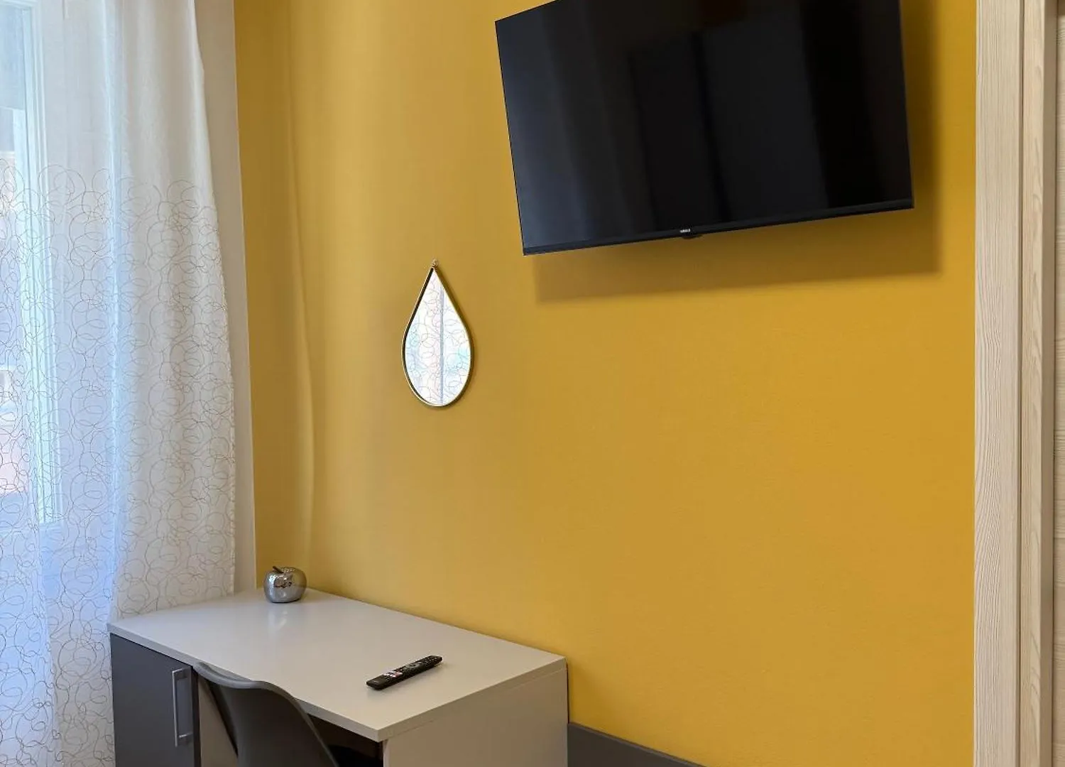 Rooms Primo Piano Modena